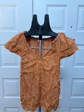 a new day Orange Leaf-Print V-Neck Flutter-Sleeve Camisole